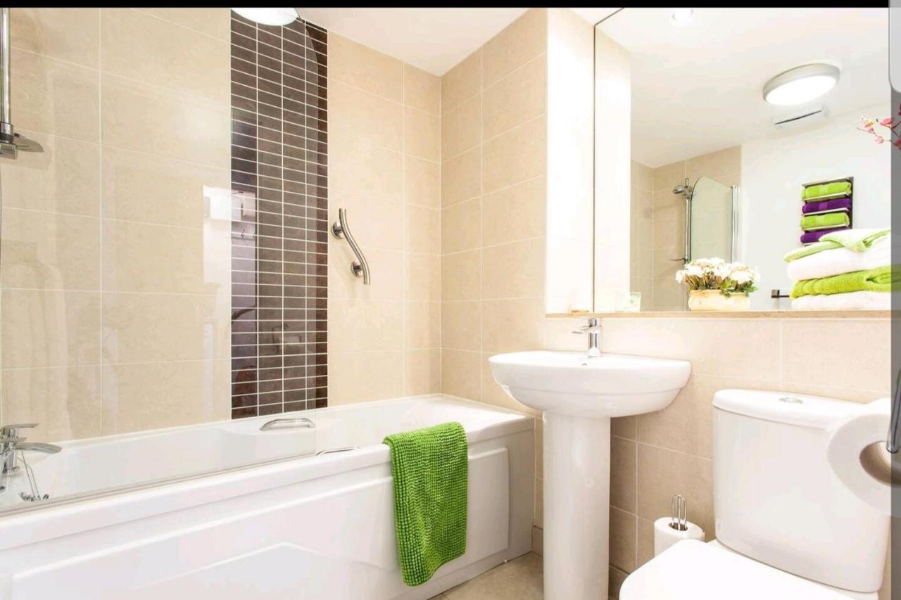 בלפסט Victoria Place Apartment מראה חיצוני תמונה